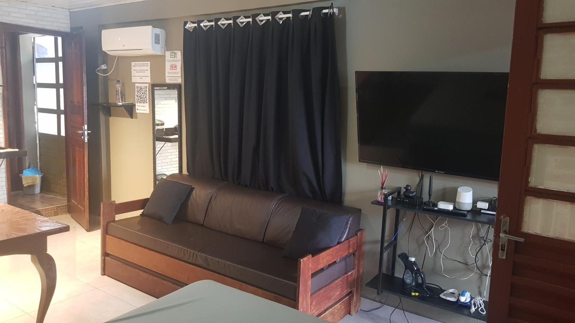 Casa No Centro De Foz! Ar-Condicionado, Smart Tv, Wi-Fi, Cozinha, Ventilador E 4 Camas Foz do Iguaçu Exterior foto