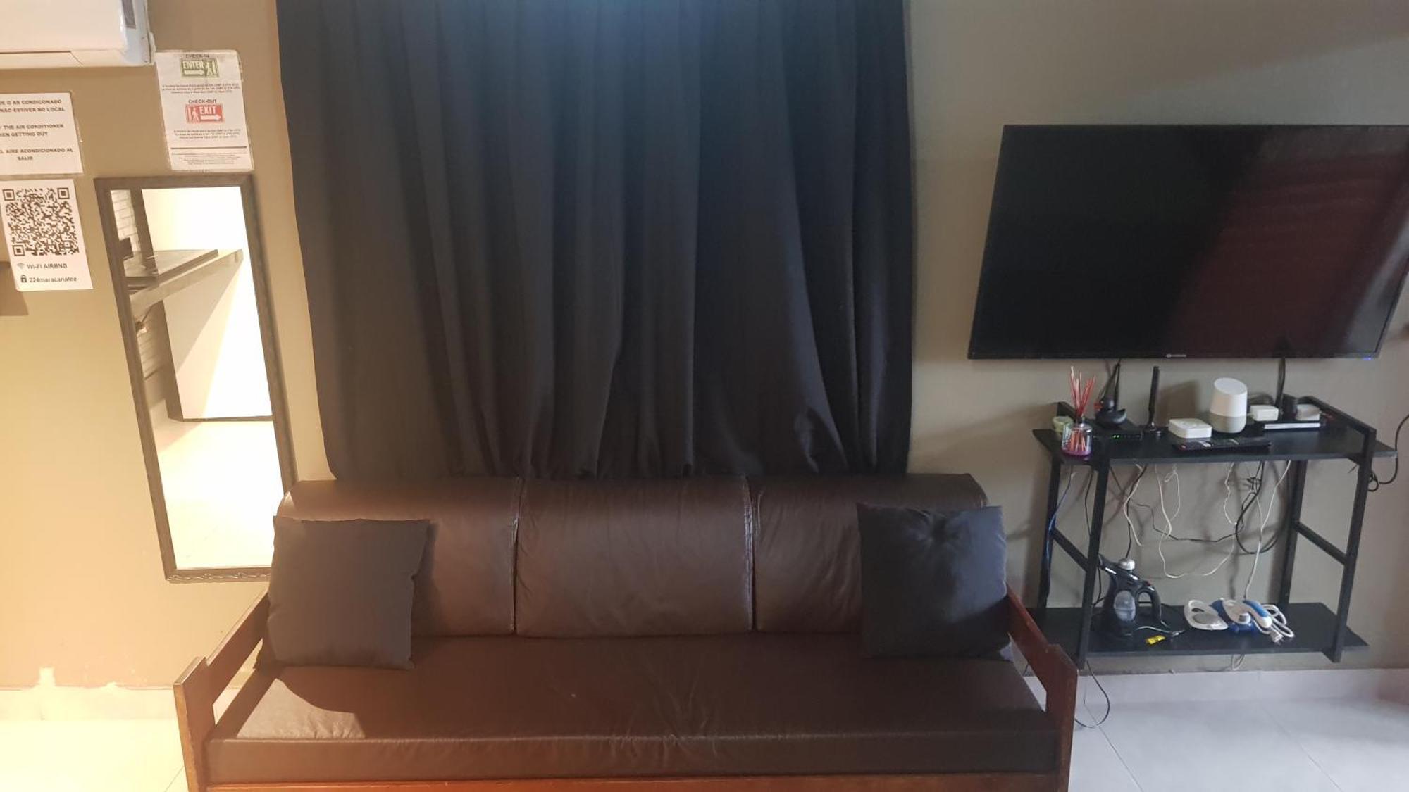 Casa No Centro De Foz! Ar-Condicionado, Smart Tv, Wi-Fi, Cozinha, Ventilador E 4 Camas Foz do Iguaçu Exterior foto