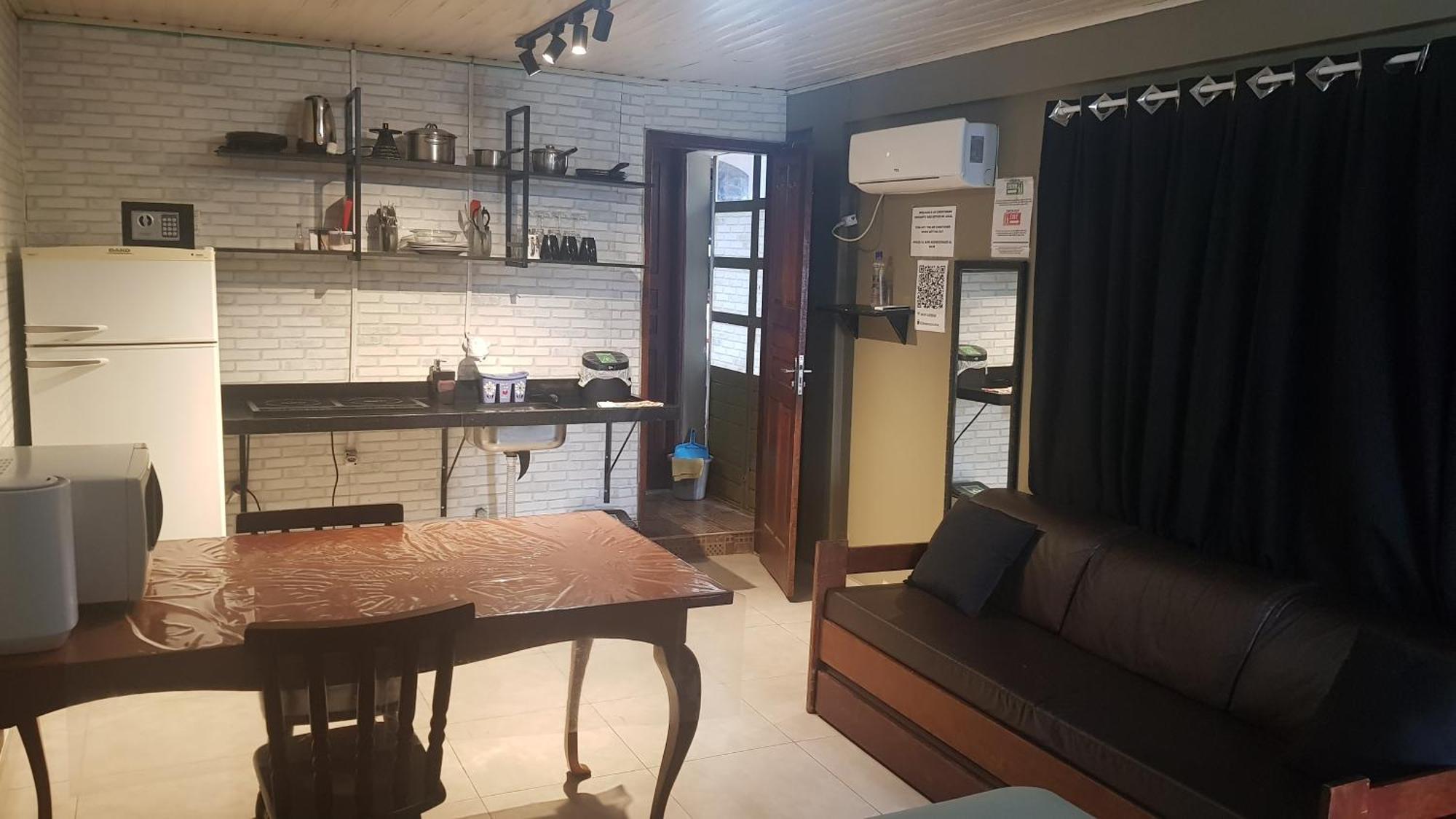 Casa No Centro De Foz! Ar-Condicionado, Smart Tv, Wi-Fi, Cozinha, Ventilador E 4 Camas Foz do Iguaçu Exterior foto