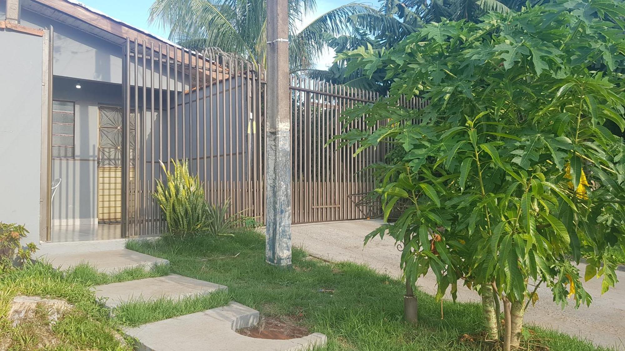 Casa No Centro De Foz! Ar-Condicionado, Smart Tv, Wi-Fi, Cozinha, Ventilador E 4 Camas Foz do Iguaçu Exterior foto