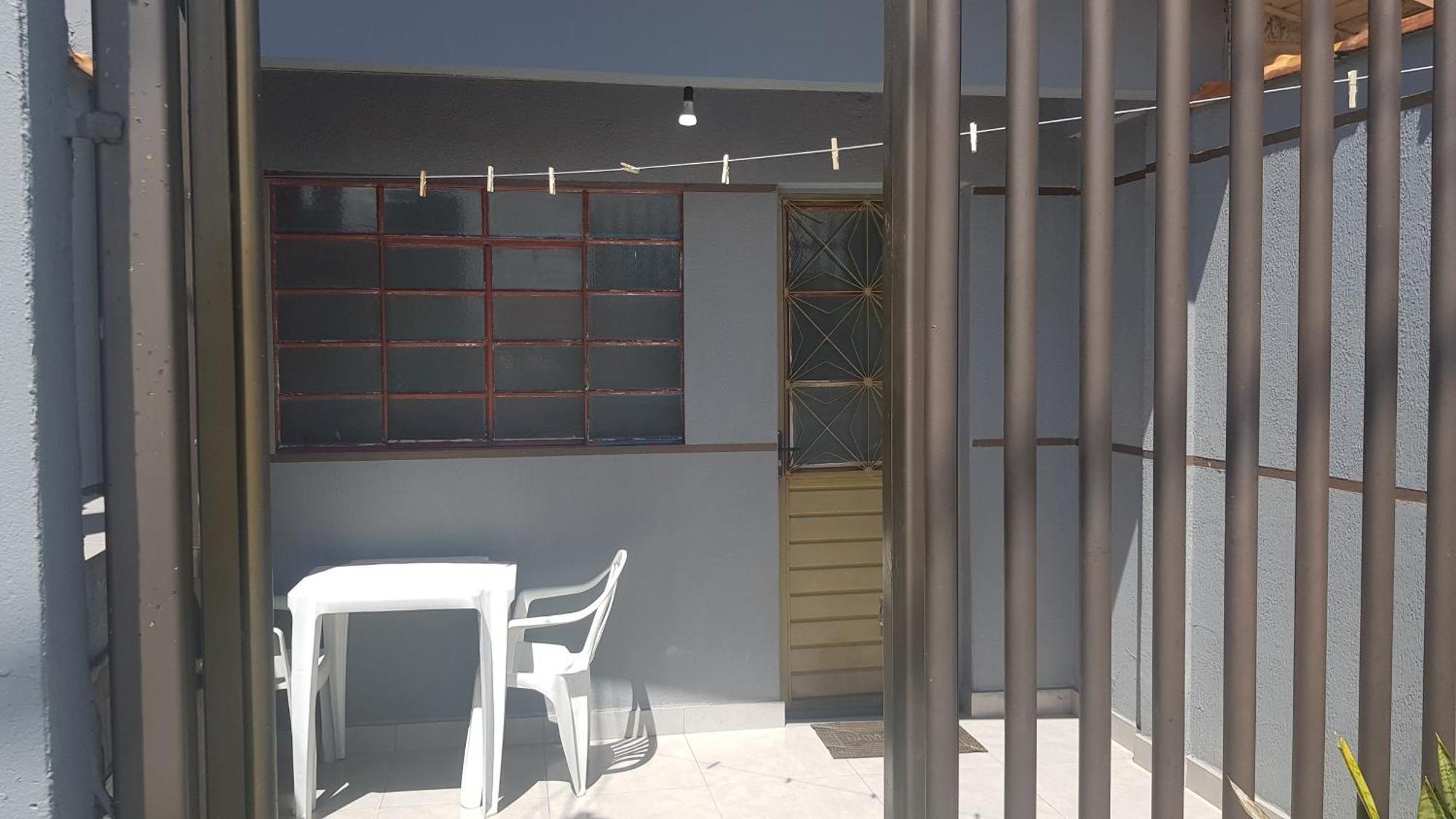 Casa No Centro De Foz! Ar-Condicionado, Smart Tv, Wi-Fi, Cozinha, Ventilador E 4 Camas Foz do Iguaçu Exterior foto